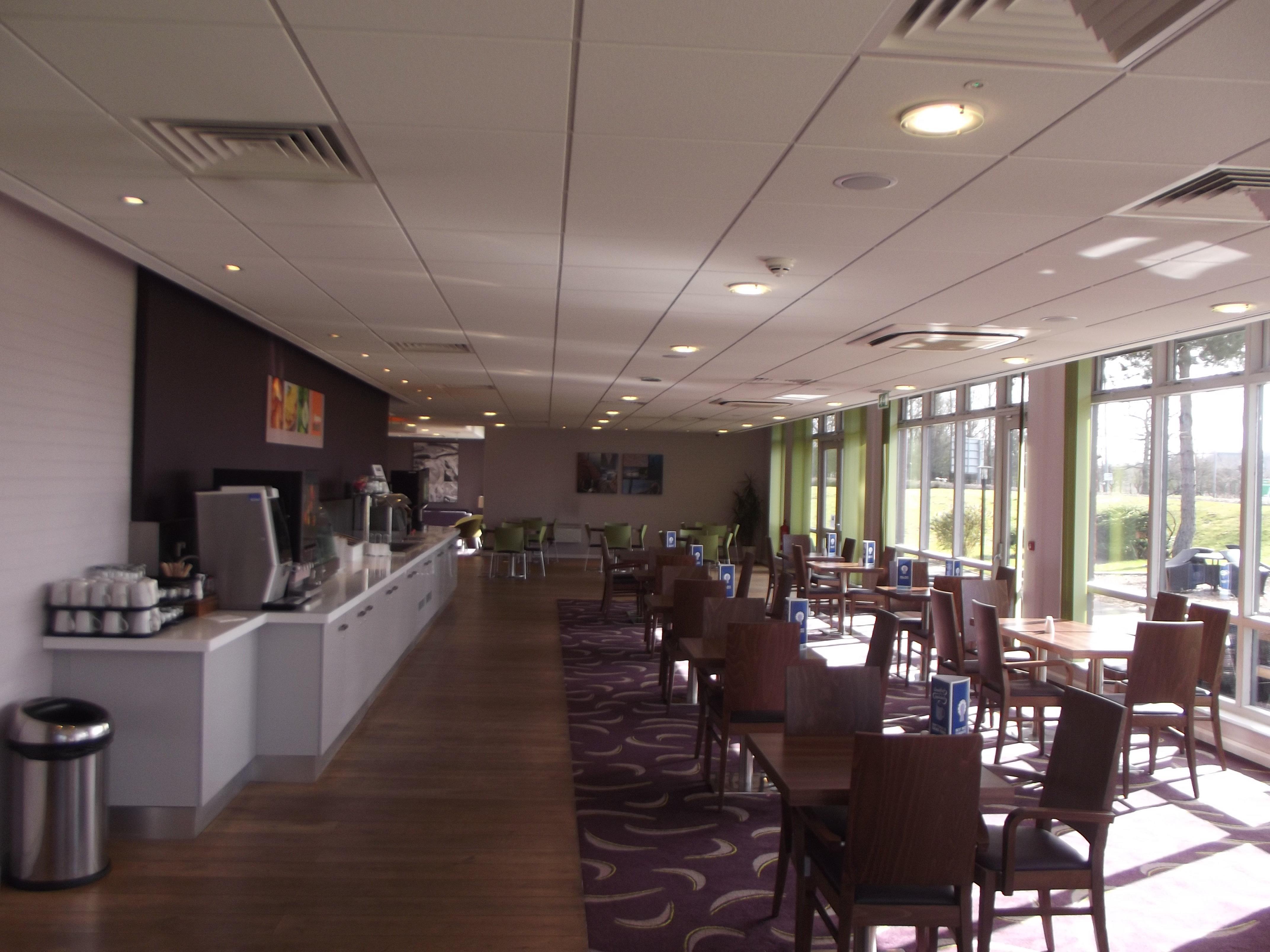 Holiday Inn Express Preston South By Ihg Preston (Lancashire) Exterior foto