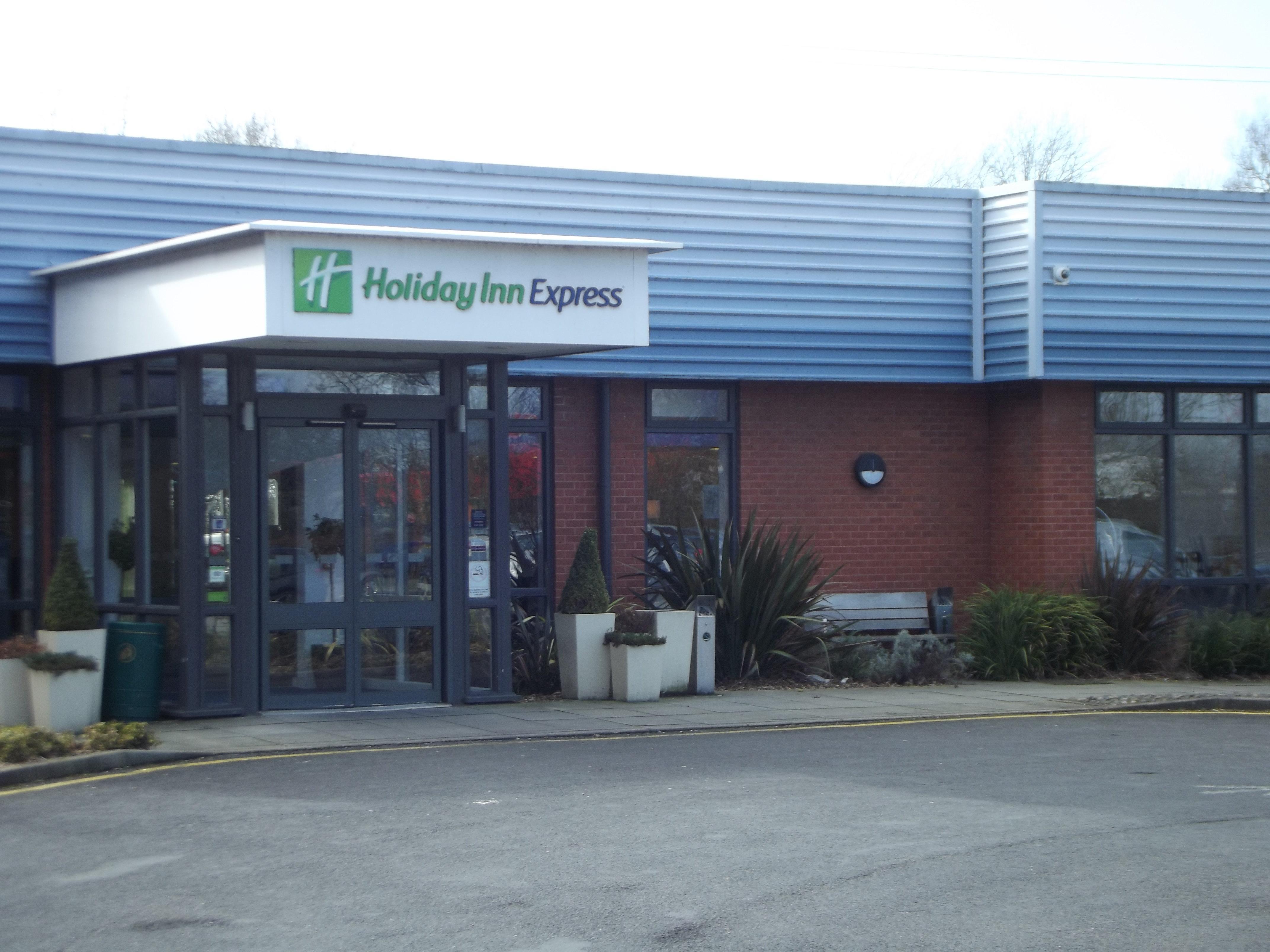 Holiday Inn Express Preston South By Ihg Preston (Lancashire) Exterior foto