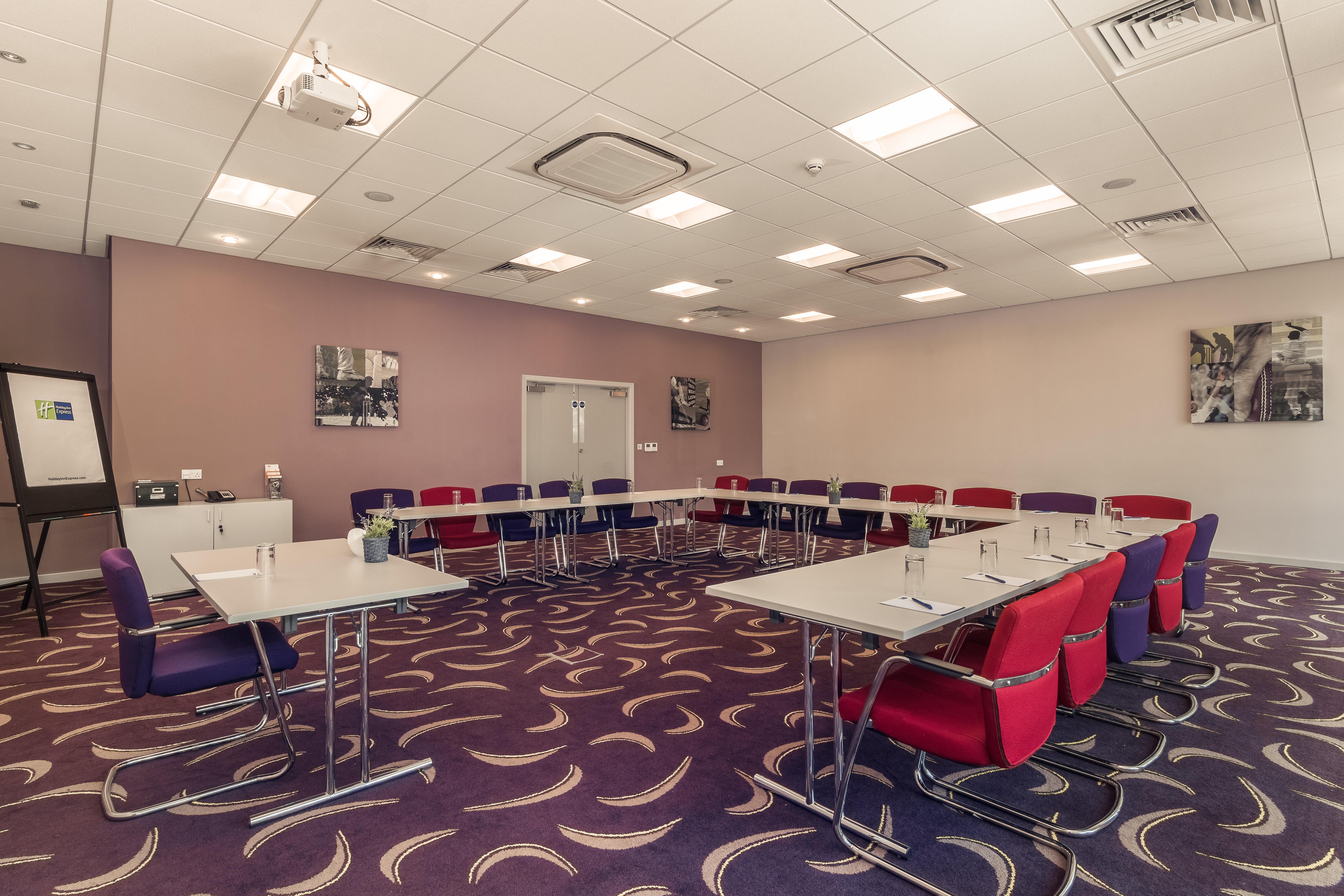 Holiday Inn Express Preston South By Ihg Preston (Lancashire) Exterior foto