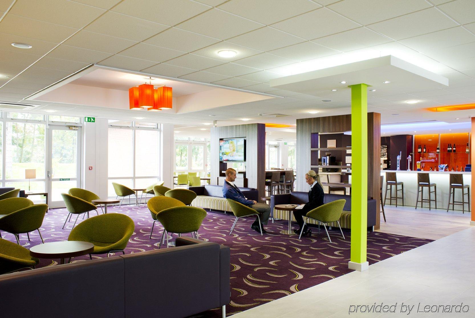 Holiday Inn Express Preston South By Ihg Preston (Lancashire) Exterior foto